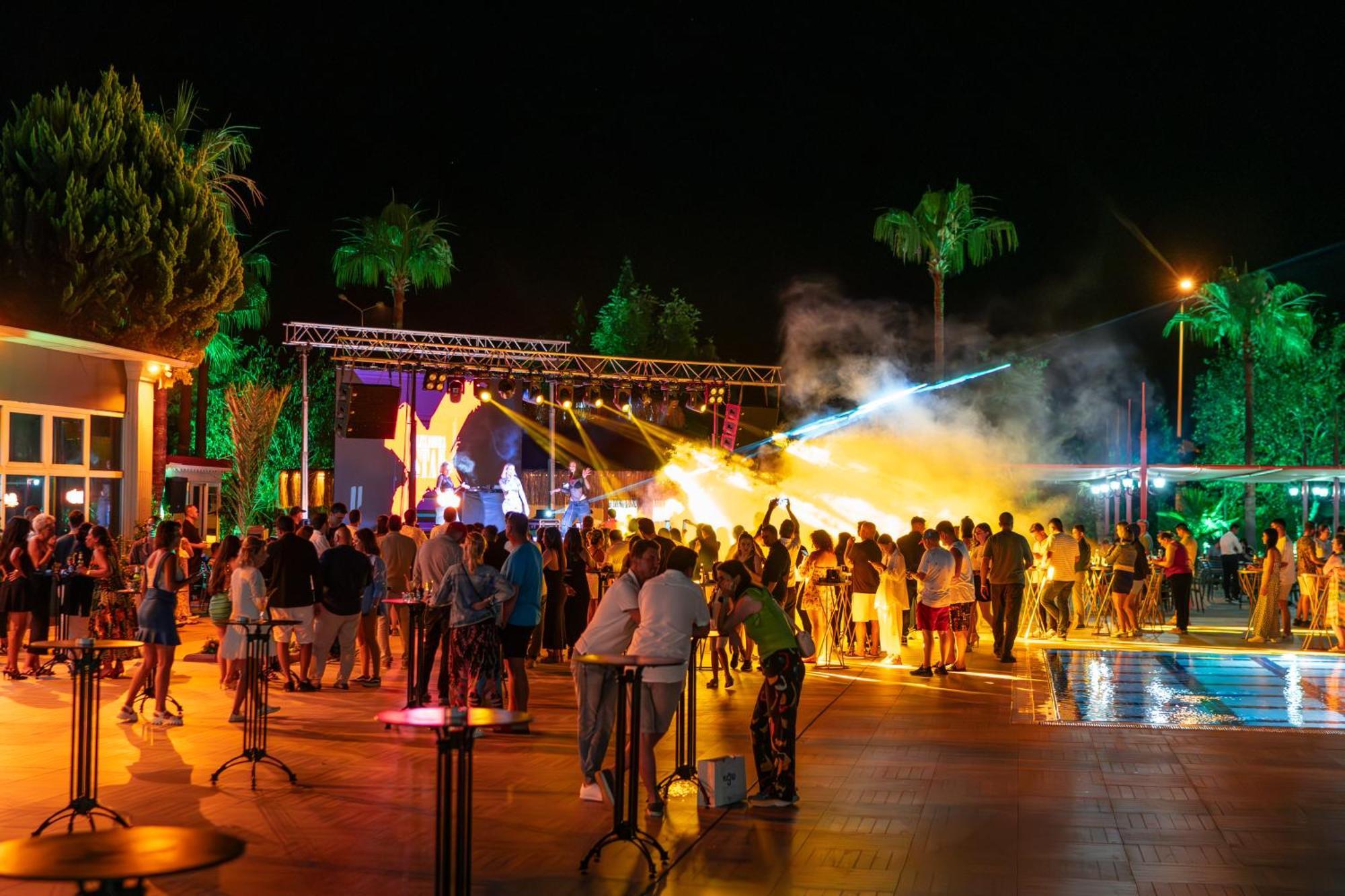 Casa Fora Beach Resort Cenger  エクステリア 写真